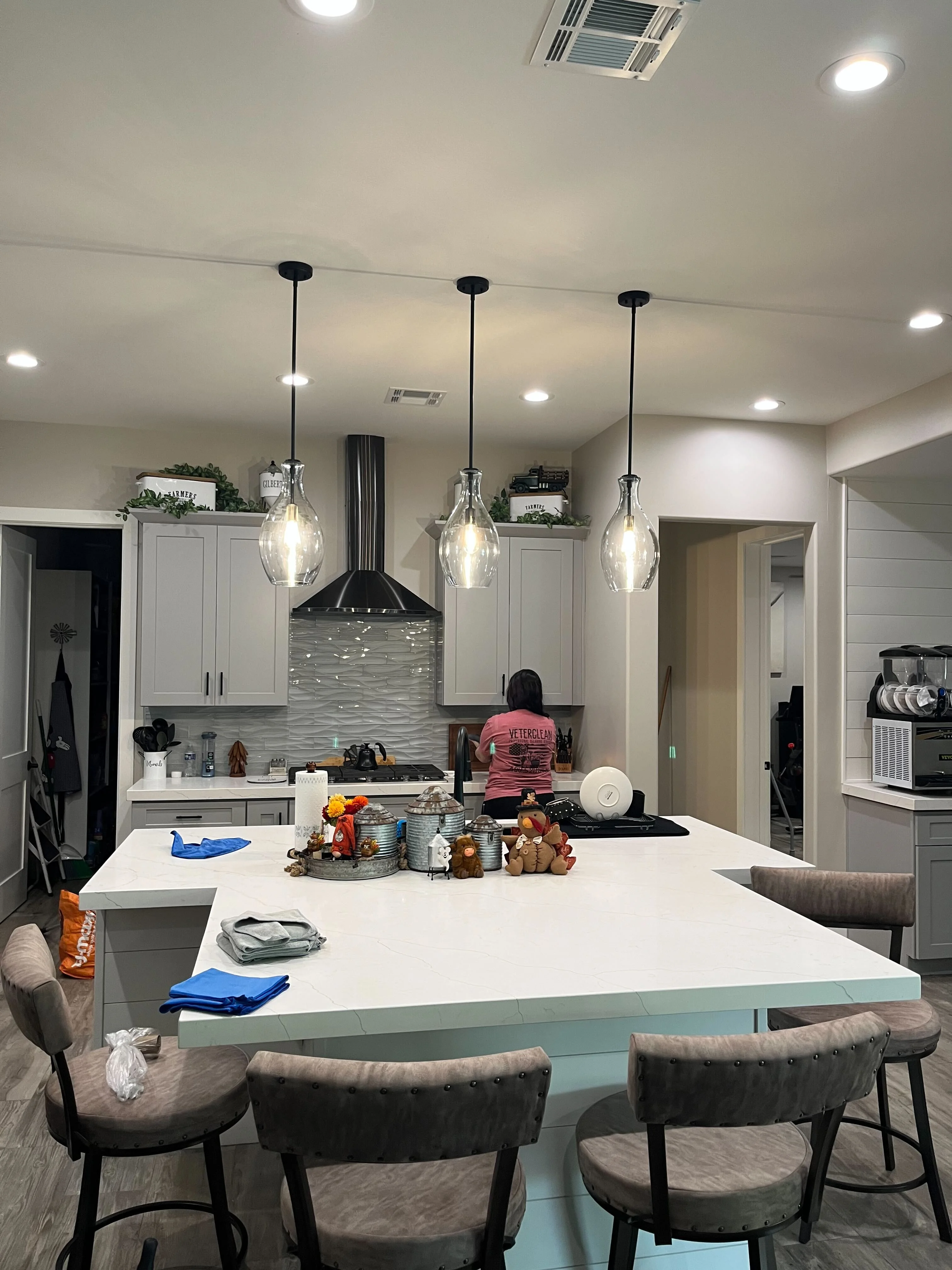 VeterClean expert cleaning team serving Queen Creek families