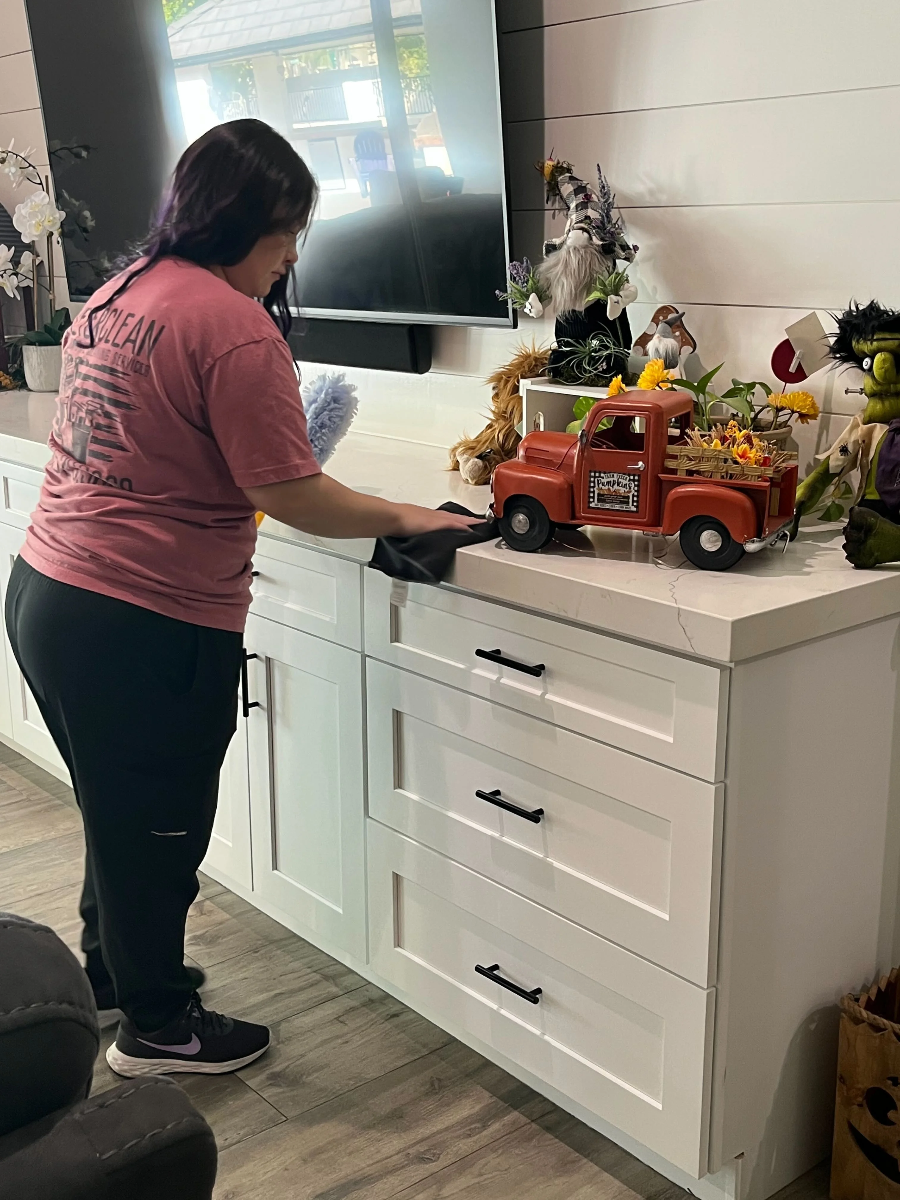 Circle Cross Ranch acreage property cleaning with horse-friendly natural products