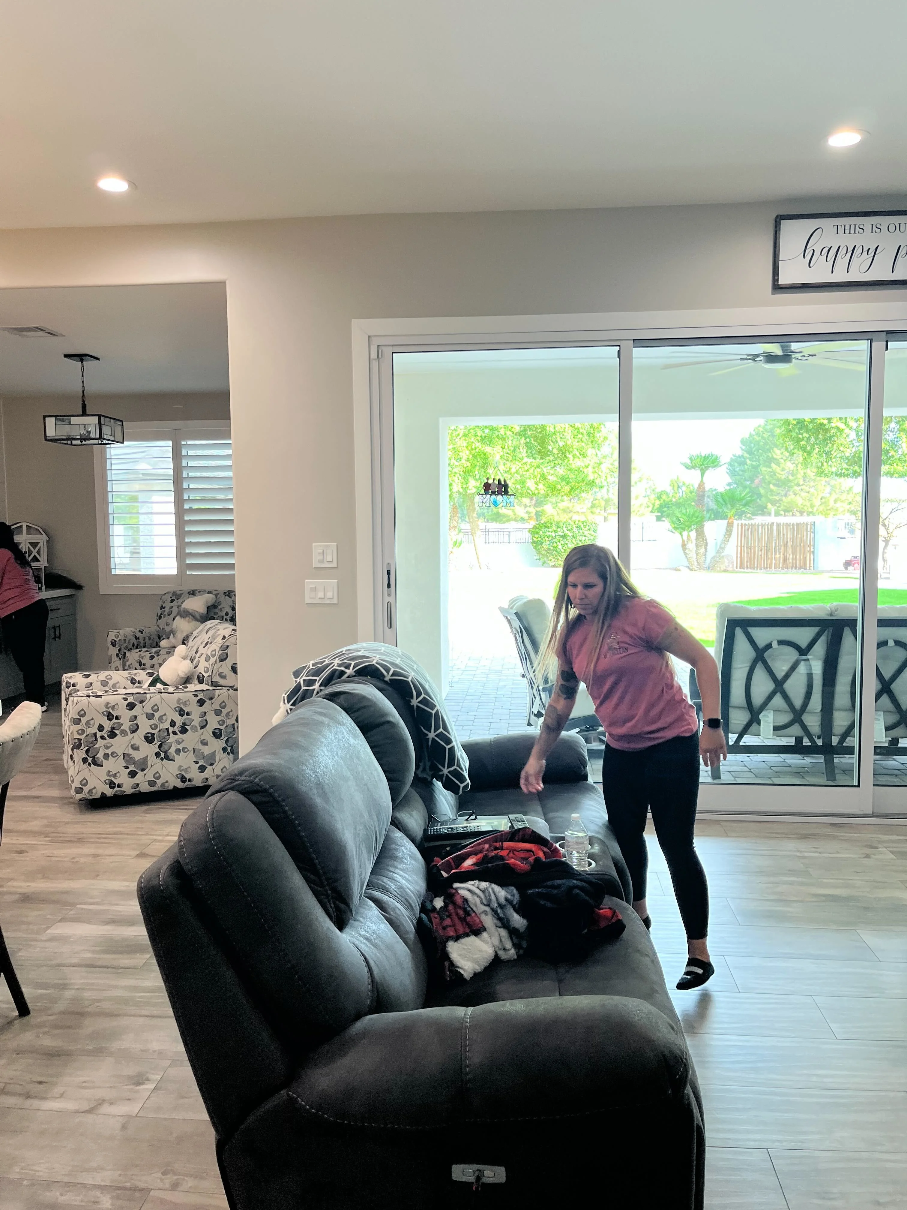 Baseboard and detail cleaning